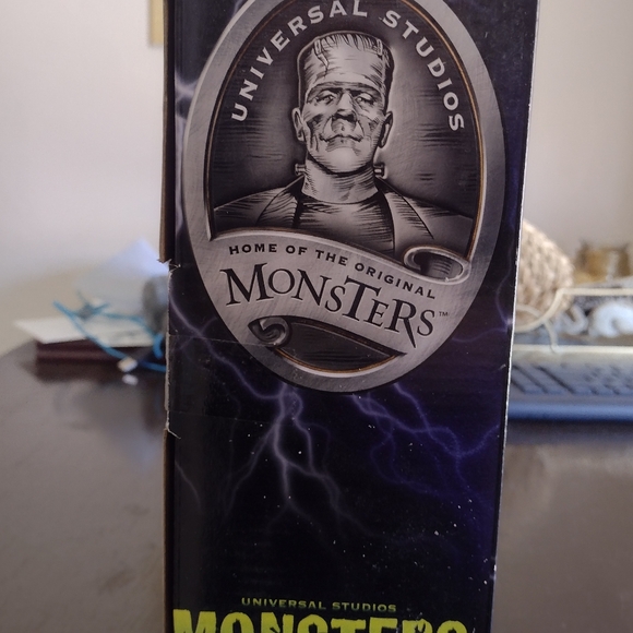 Universal Monster 3 figure action figure set - Picture 5 of 7